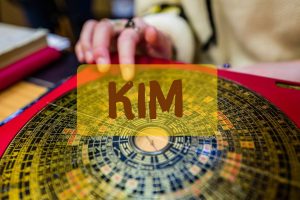 Cách Chọn Trang Sức Phong Thủy Cho Người Mệnh Kim