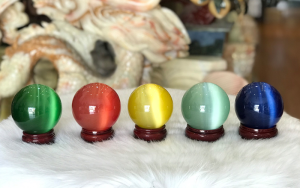 phan-biet-cac-loai-da-mat-meo-phong-thuy